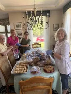 SYNC Ladies Bake a Warm Welcome for UNR Students 1 SYNC InterVarsity Cookie Baking Party
