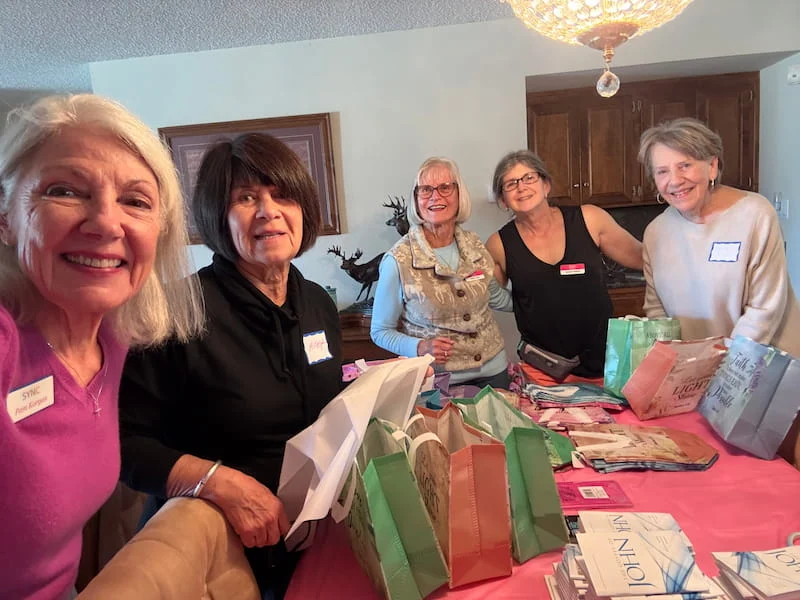 SYNC members pack Resurrection Bags